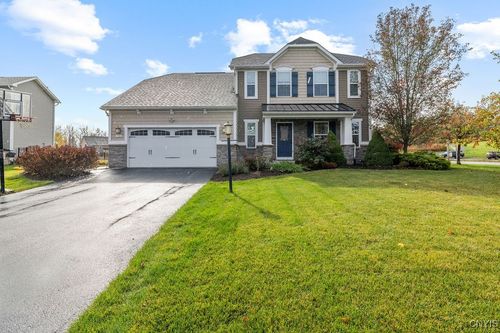 131 Weeping Willow Way, Camillus, NY, 13031-8722 | Card Image