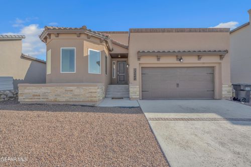 13648 Glen Vista Ln, Horizon City, TX, 79928-6082 | Card Image