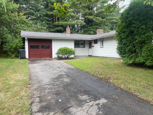 4 Richard Rd, Natick, MA, 01760-1222 | Card Image