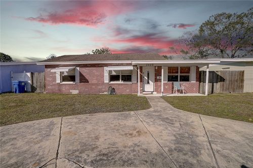 3929 13th Avenue N, St Petersburg, FL, 33713 | Card Image