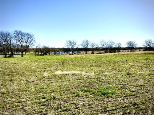 00 000 Fm-660, Ennis, TX, 75119 | Card Image