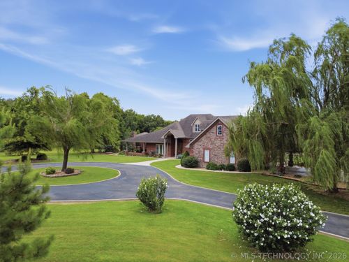2372 W Fox St, Tahlequah, OK, 74464-4503 | Card Image