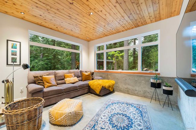 731 Grafton Road, House other with 3 bedrooms, 2 bathrooms and 5 parking in Bowen Island BC | Image 13