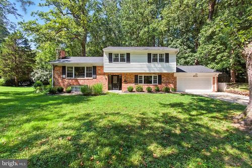 9104 Hamilton Dr, FAIRFAX, VA, 22031-3081 | Card Image