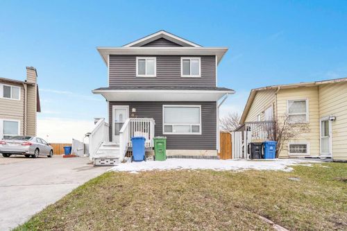 87 Castleglen Rd Ne, Calgary, AB, T3J1P2 | Card Image