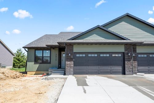 4183 Mystic Dr, Waterloo, IA, 50702-6137 | Card Image