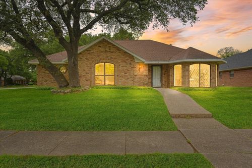 3718 Thornhill Way, Rowlett, TX, 75088-6051 | Card Image