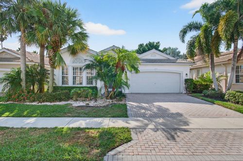 7102 Prado Lake Dr, Delray Beach, FL, 33446-3735 | Card Image