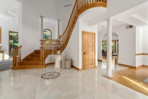 784 Pinecliff Pl, Worthington, OH, 43085-1906 | Card Image