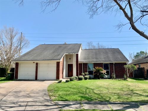 2903 Bentley Ct, Pearland, TX, 77584-4905 | Card Image