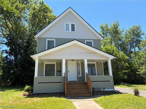10524 Lee Ave, Cleveland, OH, 44106-1227 | Card Image