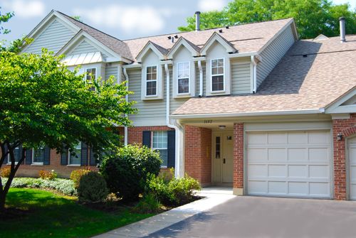 d1-1602 Brittany Ct, Wheeling, IL, 60090-6988 | Card Image