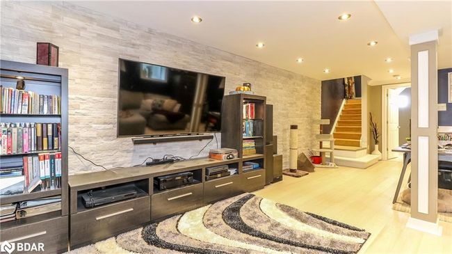 20 Manett Cres, House other with 3 bedrooms, 4 bathrooms and 5 parking in Brampton ON | Image 19