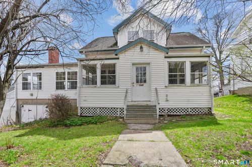 17 Salem St, Hartford, CT, 06114-2738 | Card Image