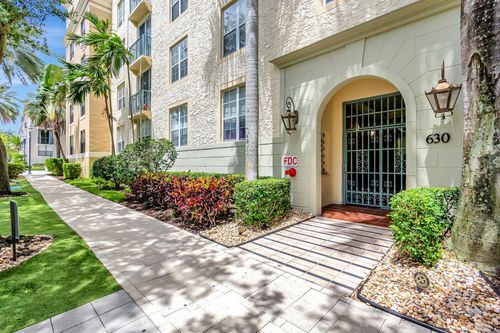 apt-203-630 S Sapodilla Ave, West Palm Beach, FL, 33401-4179 | Card Image