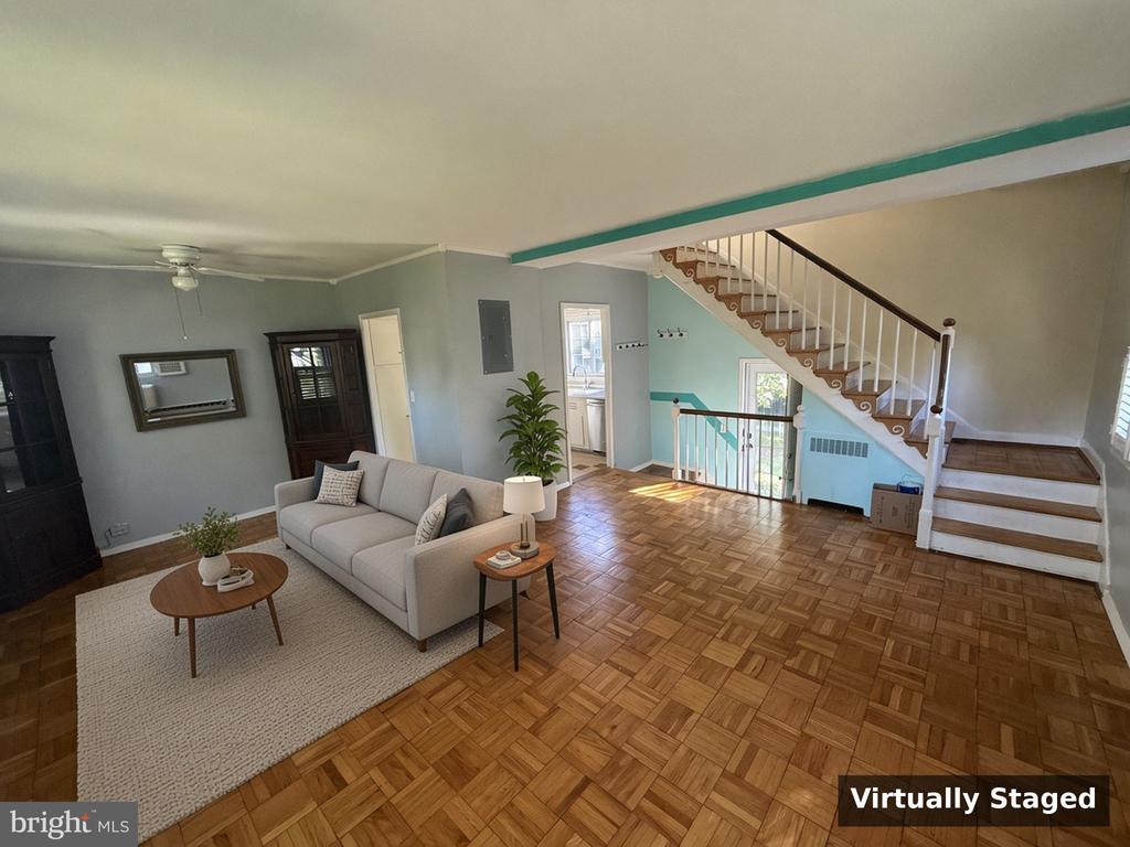 Residential Lease in ALEXANDRIA 4