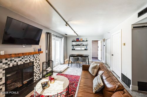 h-2-1650 Iron Horse Loop Rd, Park City, UT, 84060 | Card Image