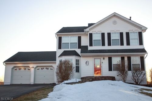 6 Robeson Rdg, Oxford, NJ, 07863-3257 | Card Image