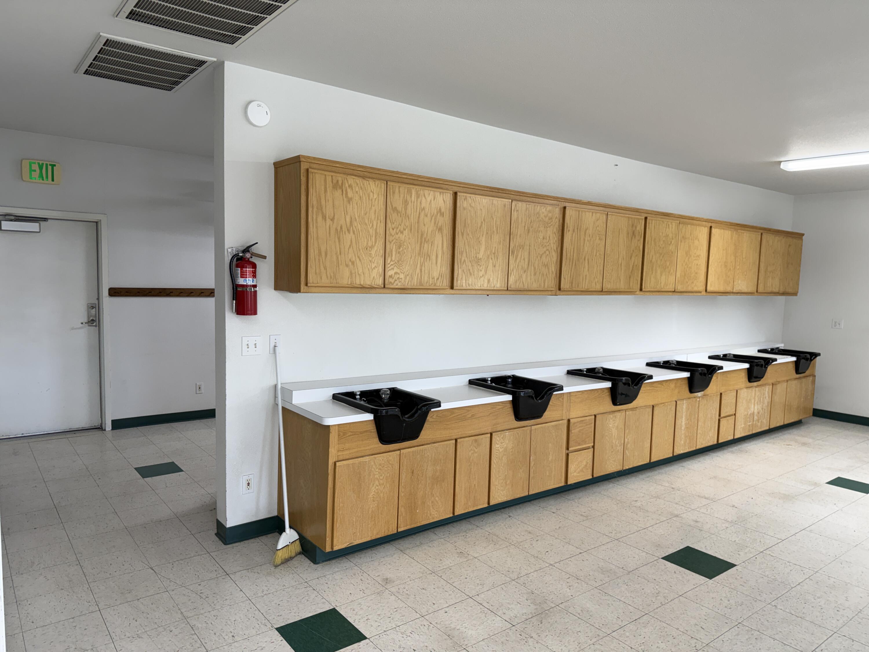 Commercial Lease in Anderson 4