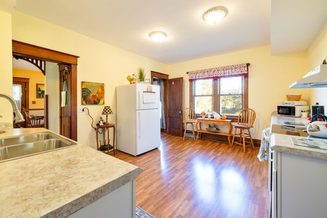 E7695B Highway 23/33, House other with 5 bedrooms, 2 bathrooms and null parking in EXCELSIOR WI | Image 12