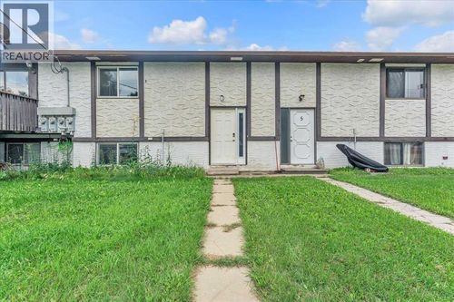 1-50 8 Ave Se, High River, AB, T1V1E8 | Card Image