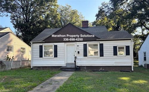 2721 Ivy Ave, Winston-Salem, NC, 27105-4430 | Card Image