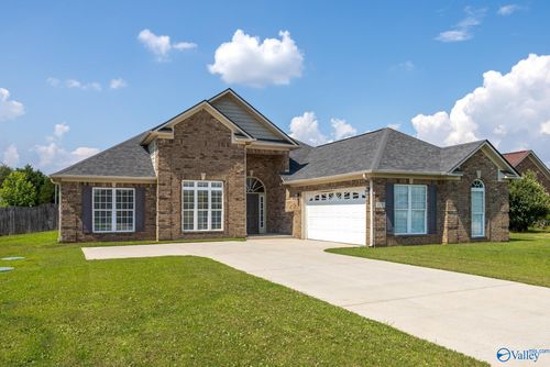111 Tallow Wood Dr, Harvest, AL, 35749-4603 | Card Image