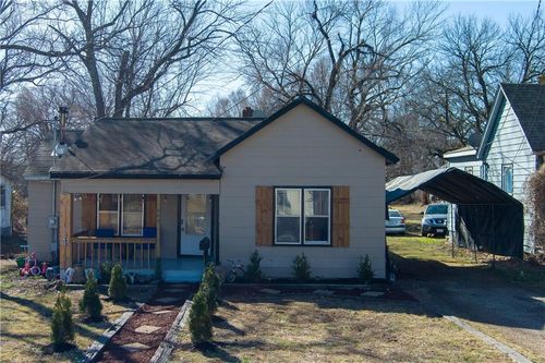 604 E Franklin St, Clinton, MO, 64735-2342 | Card Image