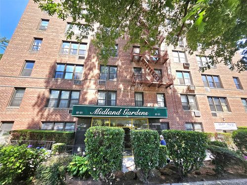 7d-87-01 Midland Parkway, New York, NY, 11432 | Card Image