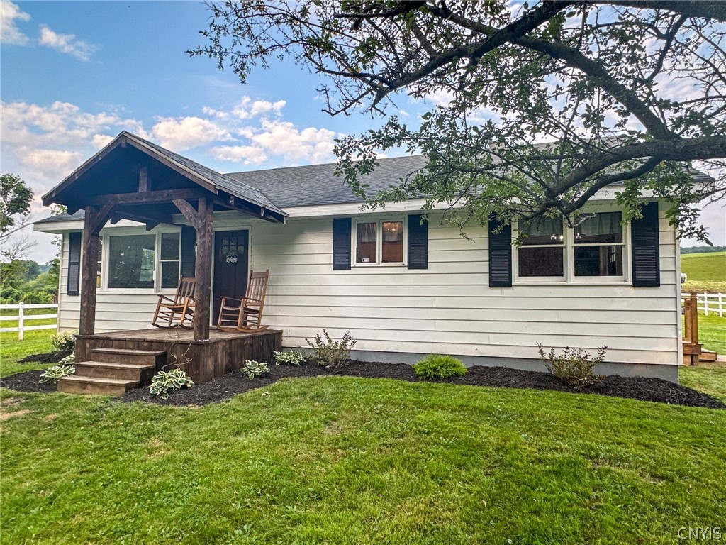 King Rd, Sauquoit, NY 13456