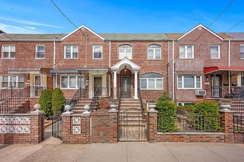 164 Bay 10th St, Brooklyn, NY, 11228-3702 | Card Image