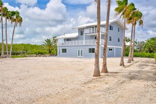 90 N Bounty Ln, Key Largo, FL, 33037-2304 | Card Image