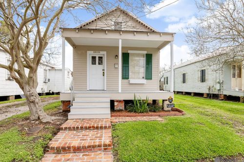 23135 Nadler St, Plaquemine, LA, 70764-2422 | Card Image