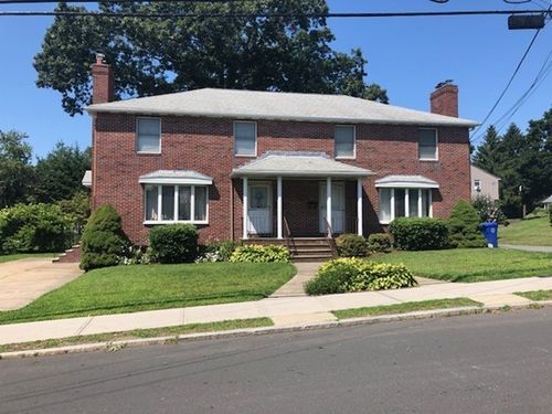 0-57 Oak St, Newton, MA, 02464-1408 | Card Image