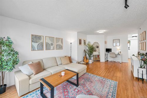 409-520 Dunedin St, Victoria, BC, V8T2L6 | Card Image