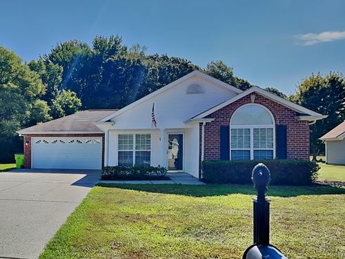 696 Magnolia Blvd, White House, TN, 37188-2945 | Card Image