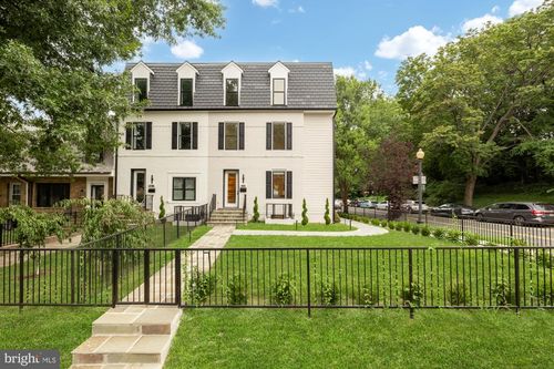 1600 37th St Nw, WASHINGTON, DC, 20007-2330 | Card Image