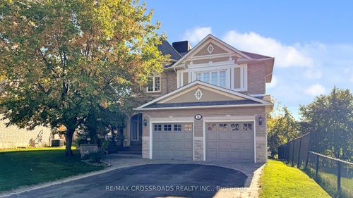 8 Roberson Dr, Ajax, ON, L1T3Y6 | Card Image