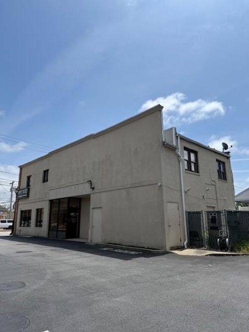 1-1806 Deer Park Ave, Deer Park, NY, 11729-4301 | Card Image