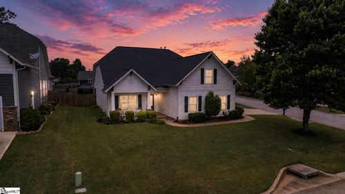 191 Gossamer Dr, Boiling Springs, SC, 29316-5881 | Card Image