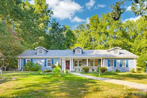 1011 Tarlton Dr, Shelby, NC, 28150-3330 | Card Image
