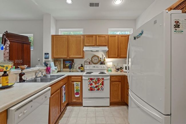 69 Cypress Holw, House other with 2 bedrooms, 2 bathrooms and null parking in Bluffton SC | Image 9