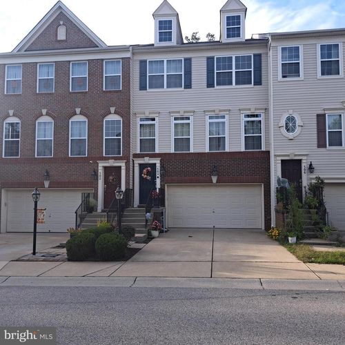 504 Walters Pl, GLEN BURNIE, MD, 21060-8470 | Card Image