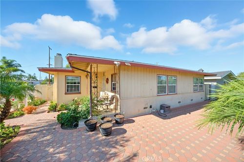 2103 E Nura Pl, Anaheim, CA, 92806-4633 | Card Image