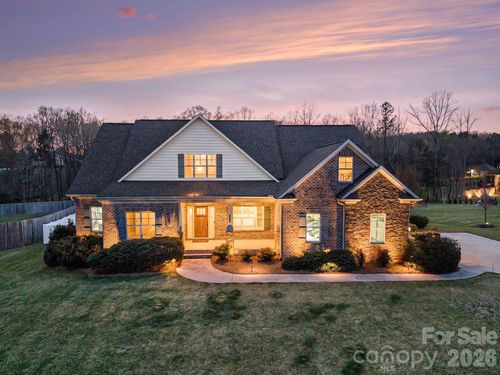 245 Centenary Ridge Dr, Clemmons, NC, 27012-7476 | Card Image