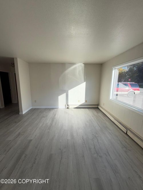 2-533 E 24th Avenue, Anchorage, AK, 99503 | Card Image