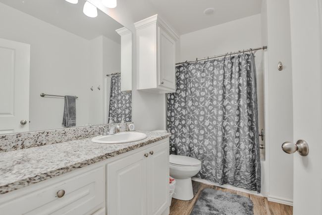 6904 20 Th St, Townhouse with 3 bedrooms, 2 bathrooms and null parking in Lubbock TX | Image 12