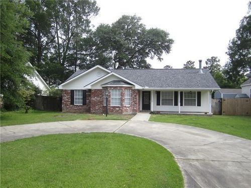8 Belle Vu Loop, Covington, LA, 70433-6831 | Card Image