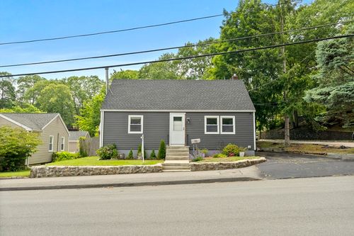 96 Hurd St, Lynn, MA, 01905-1240 | Card Image