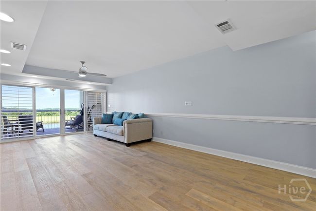 Living Room | Image 17